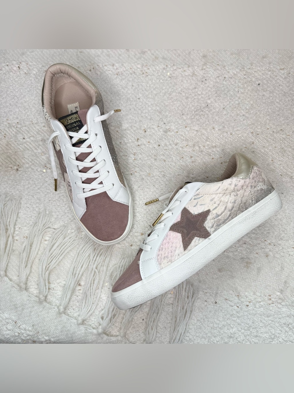 Vintage Havana suede, leather, snake print calf hair sneakers size 10